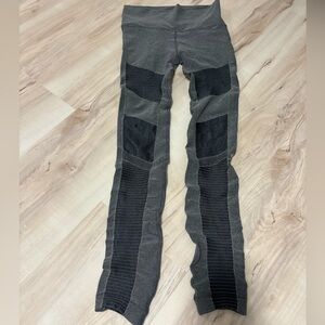 ALO Leggings